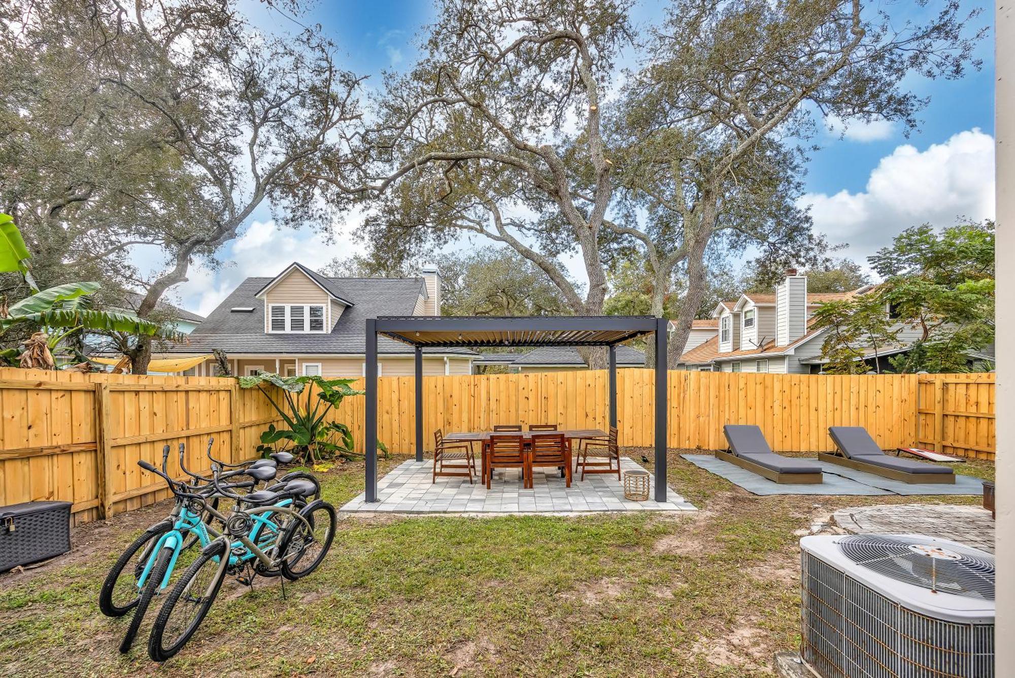 {Hidden Gem} Beach Home Blocks From Ocean +6 Bikes Jacksonville Beach Luaran gambar